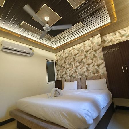 Hotel Jain Shree Ujjain Bagian luar foto