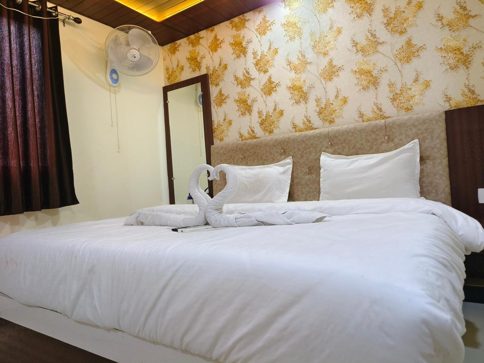 Hotel Jain Shree Ujjain Bagian luar foto