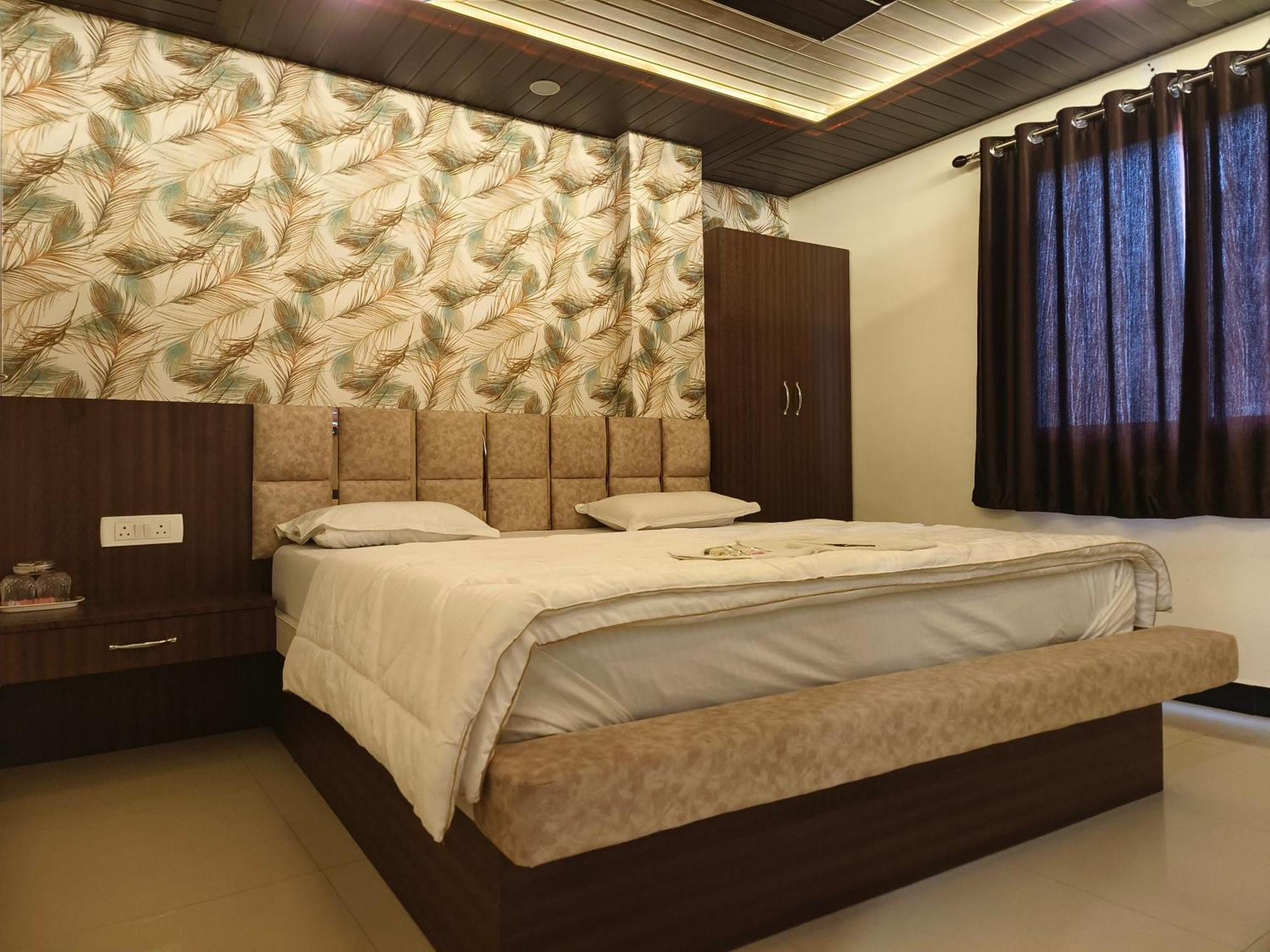 Hotel Jain Shree Ujjain Bagian luar foto